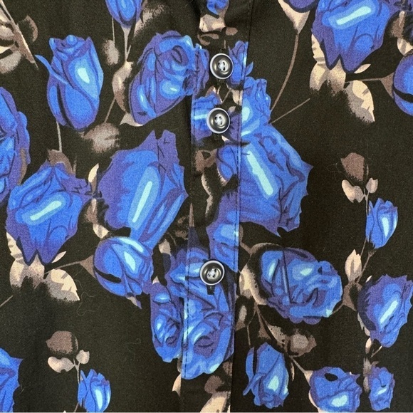 Rock Roll N Soul Blue Rose Button Down Shirt Small - Picture 3 of 10
